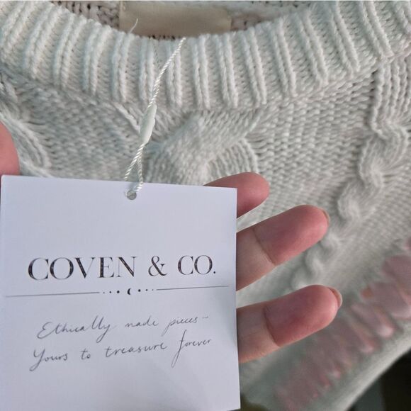 Coven & Co music box sweater xL - Picture 6 of 7